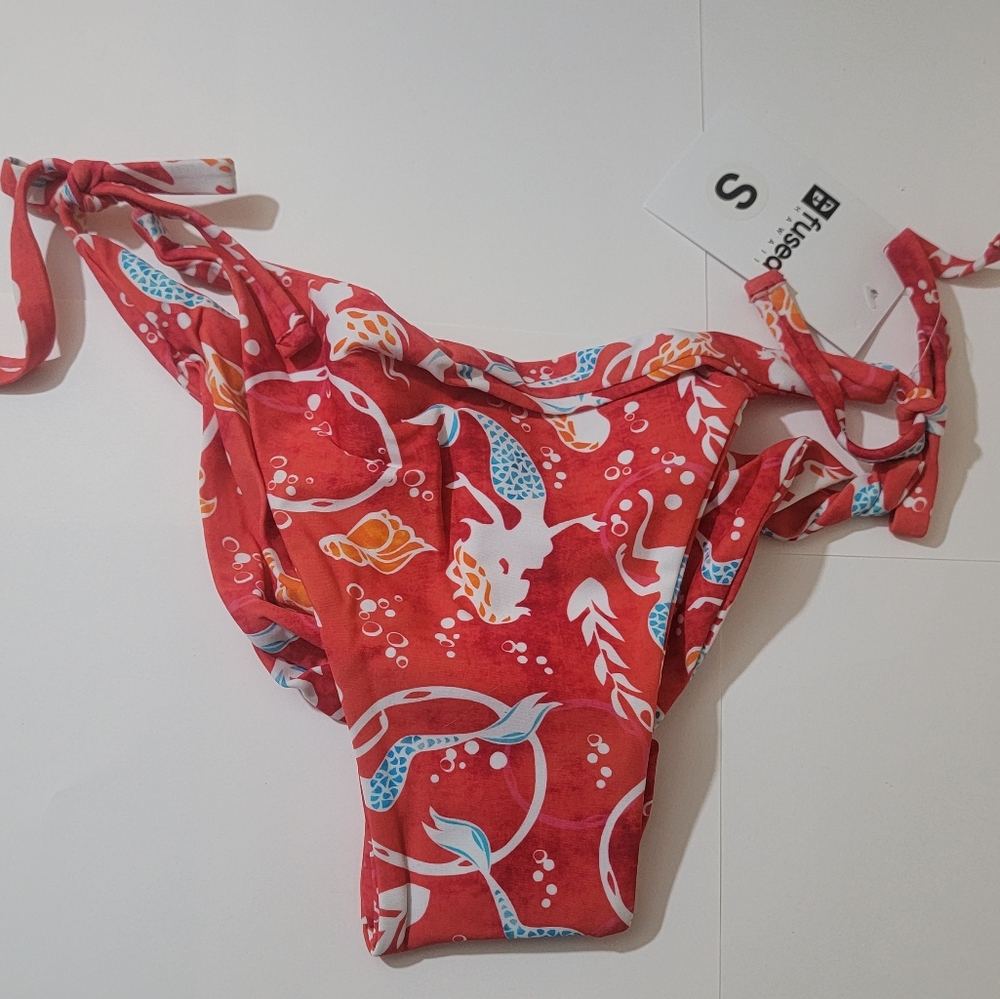 Fused Hawaii Aloha Bikini Bottoms Mermaid Dreams Red NWT